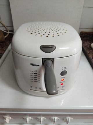 Freidora de 2,5 litros de capacidad (2a mano)