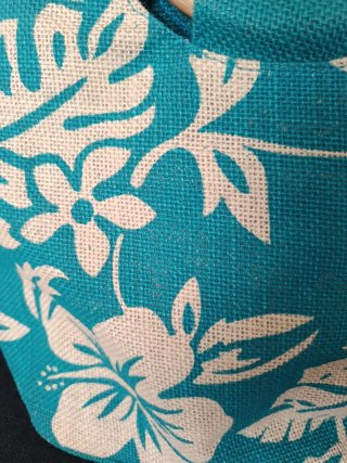 Bolso de playa con asas de bambú