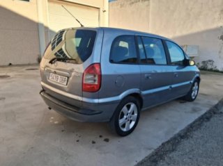 Opel Zafira 2004
