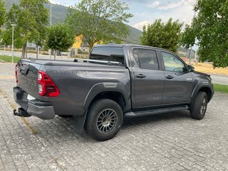 TOYOTA HILUX INVENCIBLE AUTOMÁTICO