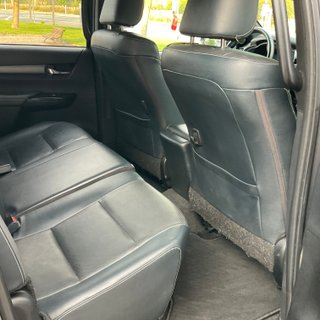 TOYOTA HILUX INVENCIBLE AUTOMÁTICO