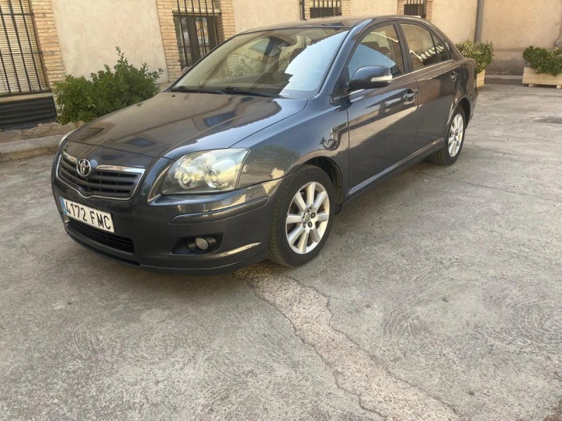Toyota Avensis 2007 - foto 1