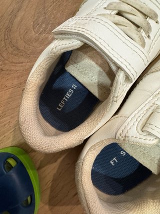Lote Zapatos Respetuosos Talla 23