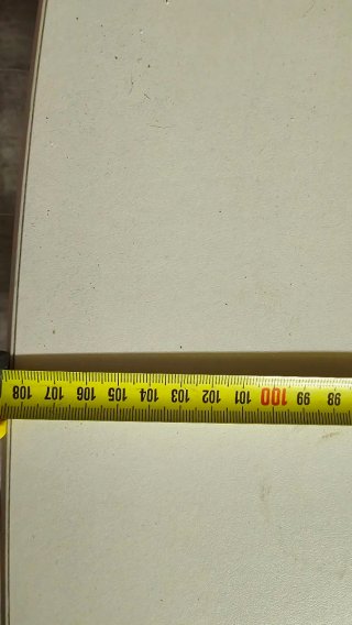 Mesa de cocina con 2 sillas