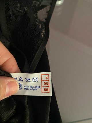 Camisón satén con tirantes encaje