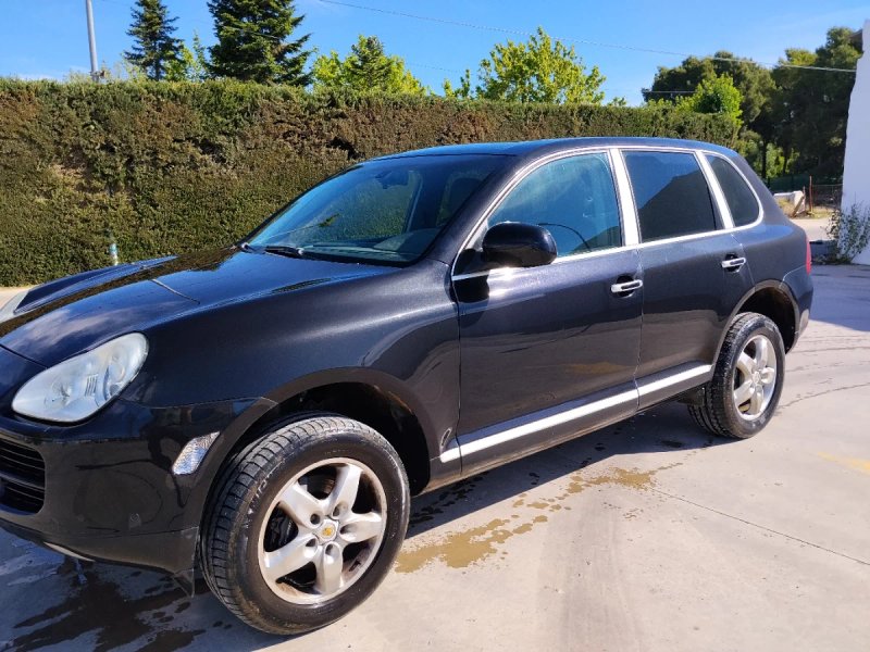 Porsche Cayenne 2005 - foto 1