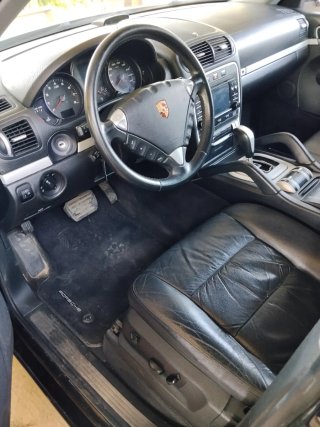 Porsche Cayenne 2005
