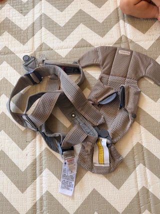 Mochila portabebés BabyBjörn Malla