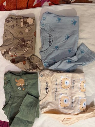 Lote 4 Camisetas 1,5€ Manga Larga Bebé 3-9 Meses
