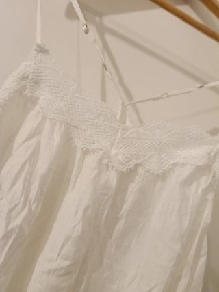 Camiseta tirantes blanca encaje