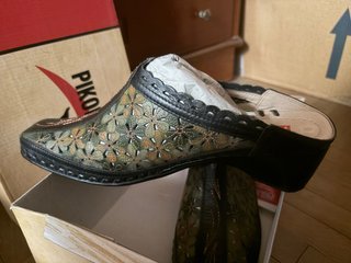Zapatos Pikolinos Negros y Verdes