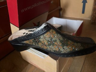 Zapatos Pikolinos Negros y Verdes