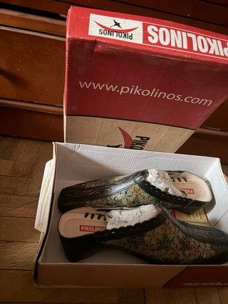 Zapatos Pikolinos Negros y Verdes