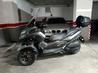 Yamaha Tricity 300 gris/verde