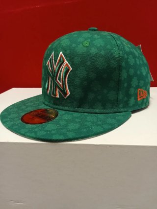 Gorra New Era 59FIFTY Verde Talla 7.1/4