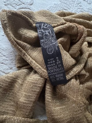 Jersey dorado Zara