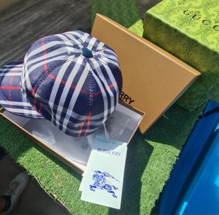 Gorra Burberry