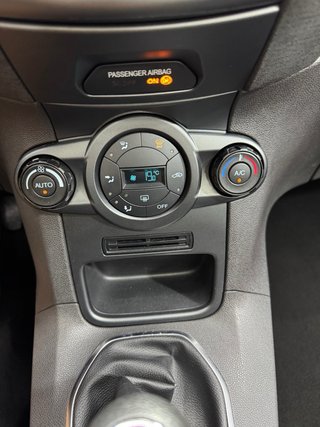 Ford Fiesta 2015 33.000kms