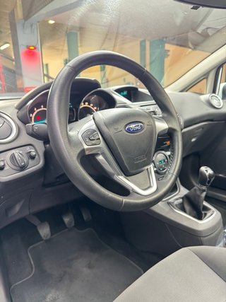 Ford Fiesta 2015 33.000kms