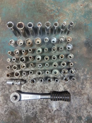 Llave carraca y vasos 1/4
