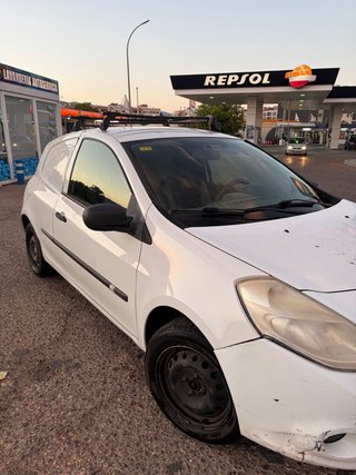 Renault Clio comercial 1.5dci 2012