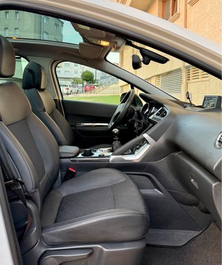 Peugeot 3008 2016