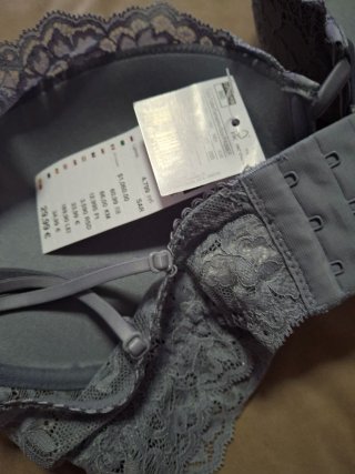 Sujetador push up encaje gris 90D