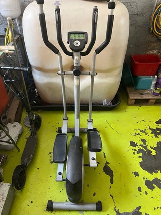 Bicicleta Estática Maxi VE 440