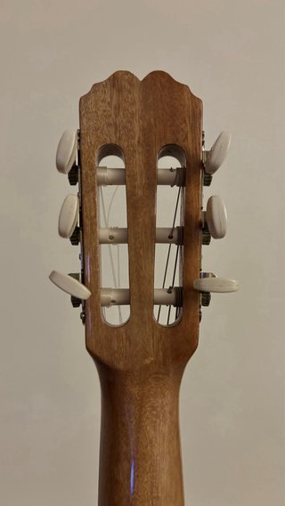 Guitarra Clásica Admira Alba 3/4