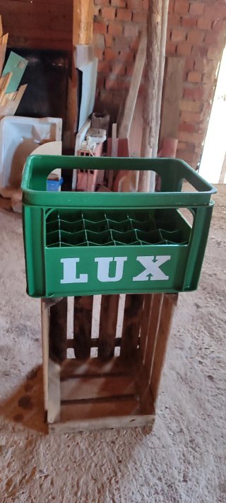Caja de plástico KAS naranja y otras