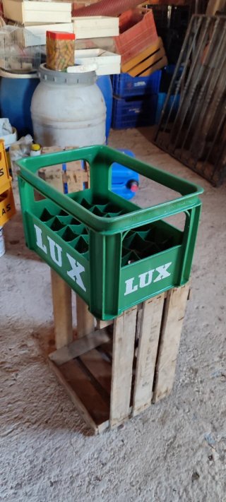 Caja de plástico KAS naranja y otras