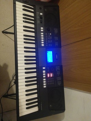 Yamaha PSR-E423 Teclado Electrónico