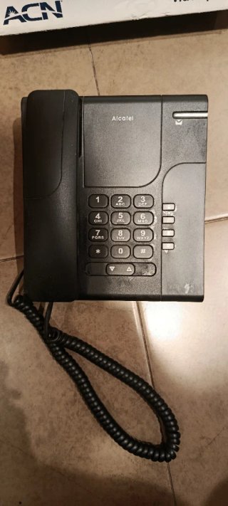 Teléfono de mesa Alcatel negro