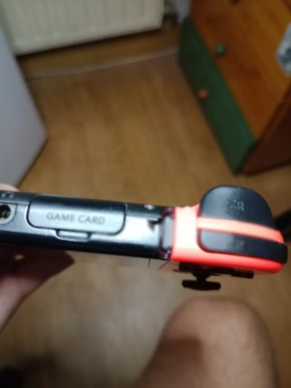 Nintendo Switch V2 con Joy-Cons Azul y Rojo