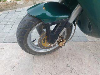 Peugeot 49cc Scooter Verde