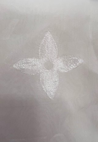 Pañuelo Louis Vuitton Edición Limitada