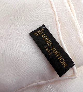 Pañuelo Louis Vuitton Edición Limitada