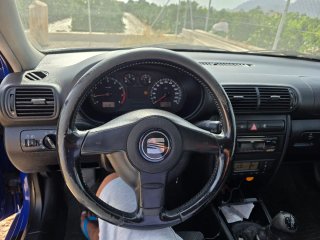 SEAT Leon 2004