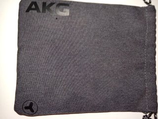 Cascos AKG Y500 Bluetooth Negros y Plateados