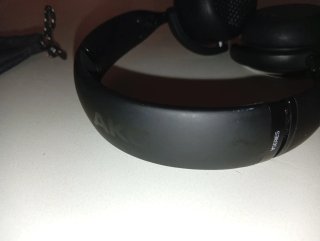 Cascos AKG Y500 Bluetooth Negros y Plateados