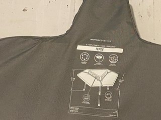 Mesa hexagonal Decathlon Quechua 6 personas