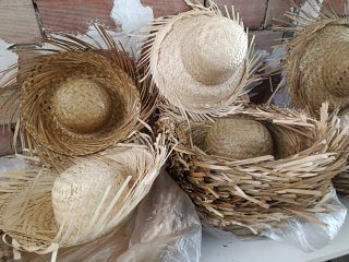 Sombreros de paja artesanales