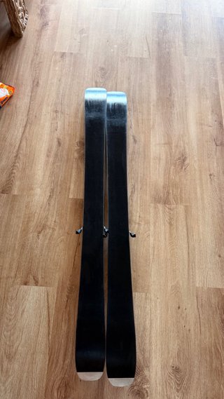 Esquís Rossignol Sassy 7 / fijaciones Salomon Z10