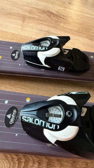 Esquís Rossignol Sassy 7 / fijaciones Salomon Z10