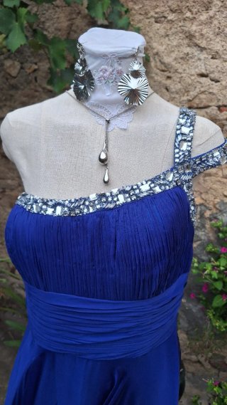 Vestido de fiesta azul