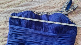Vestido de fiesta azul