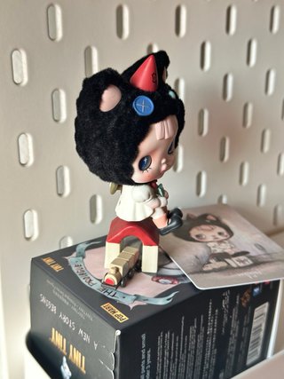 Muñeca Popmart Tinytiny Prologue Waiting