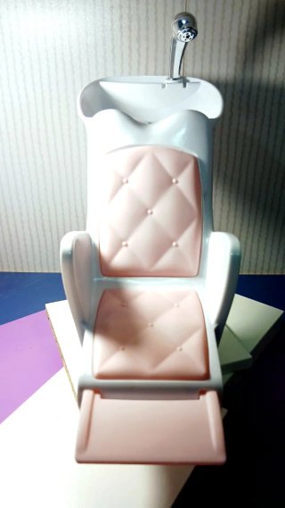 Nancy grande y sillón peluquería