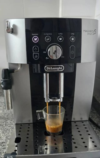 Cafetera De'Longhi Magnifica Smart
