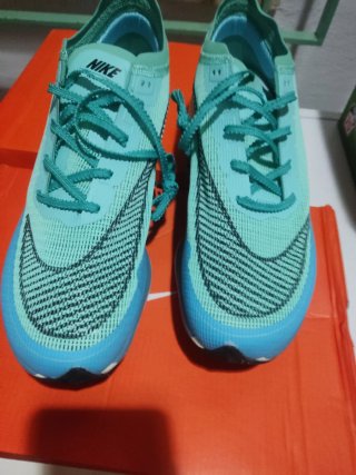 Nike ZoomX Vaporfly Next 2